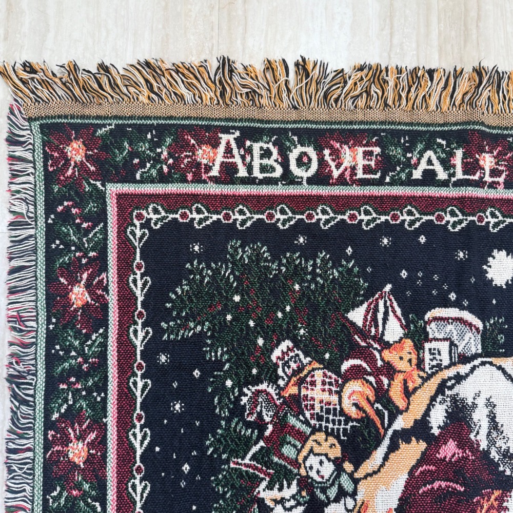 Betty Whitaker Vintage Christmas Santa Woven Tapestry Throw Blanket 45x64 - Picture 4 of 5